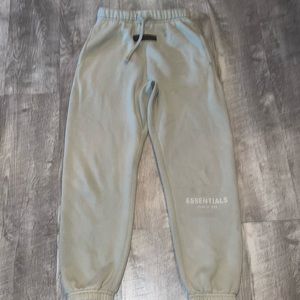 Kids essentials sweatpants  size 8